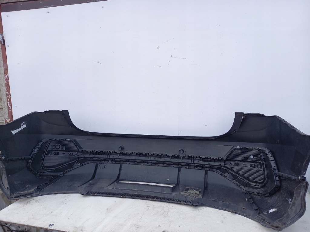 Купити Бампер задня audi q3 83a 4x pdc 83f807511