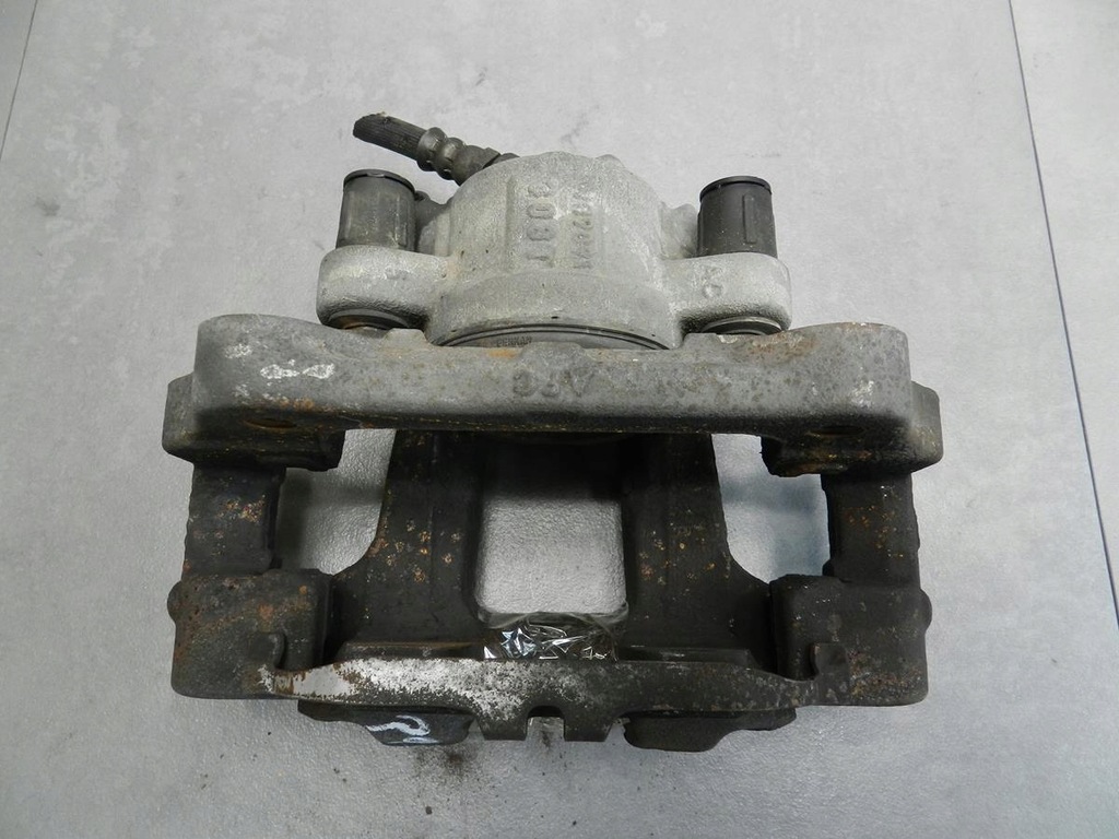 фото №5, Bmw 1 f20 118xd суппорт правый перед