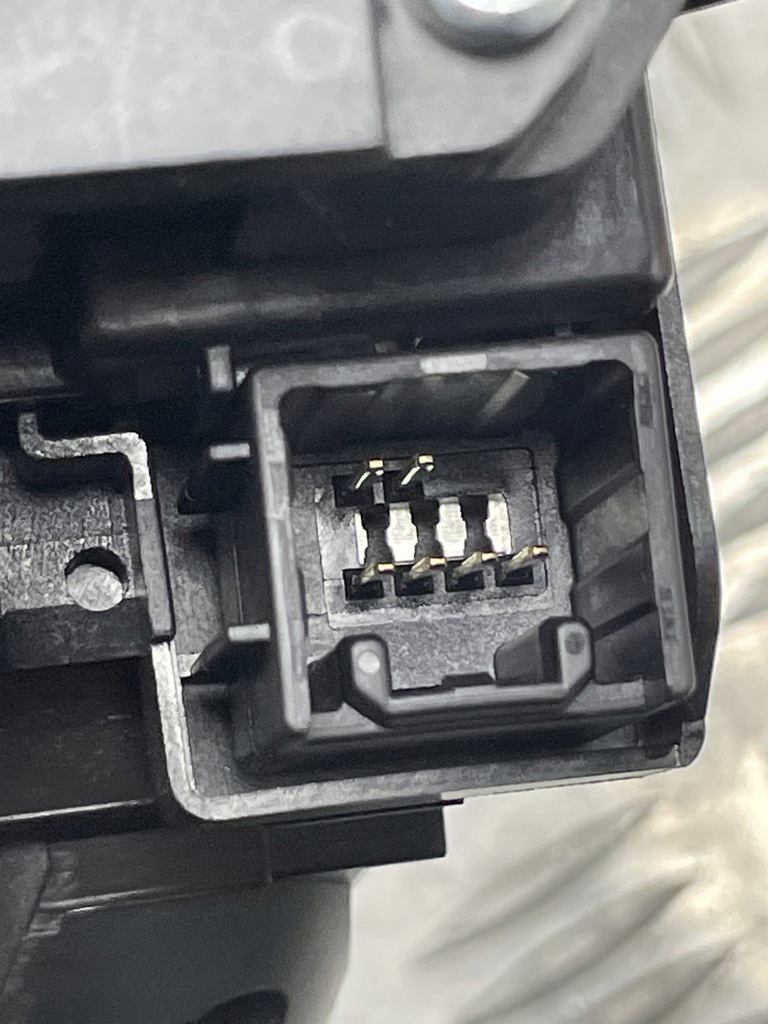 фото №13, Mitsubishi outlander iii переключатели переключатель комбинированный подрулевой переключатель 8600a740