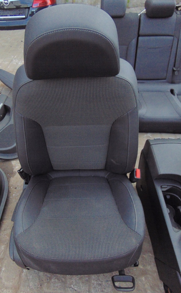 фото №8, Сиденья заднее сиденье обшивки opel insignia a 2008r- kombi europa