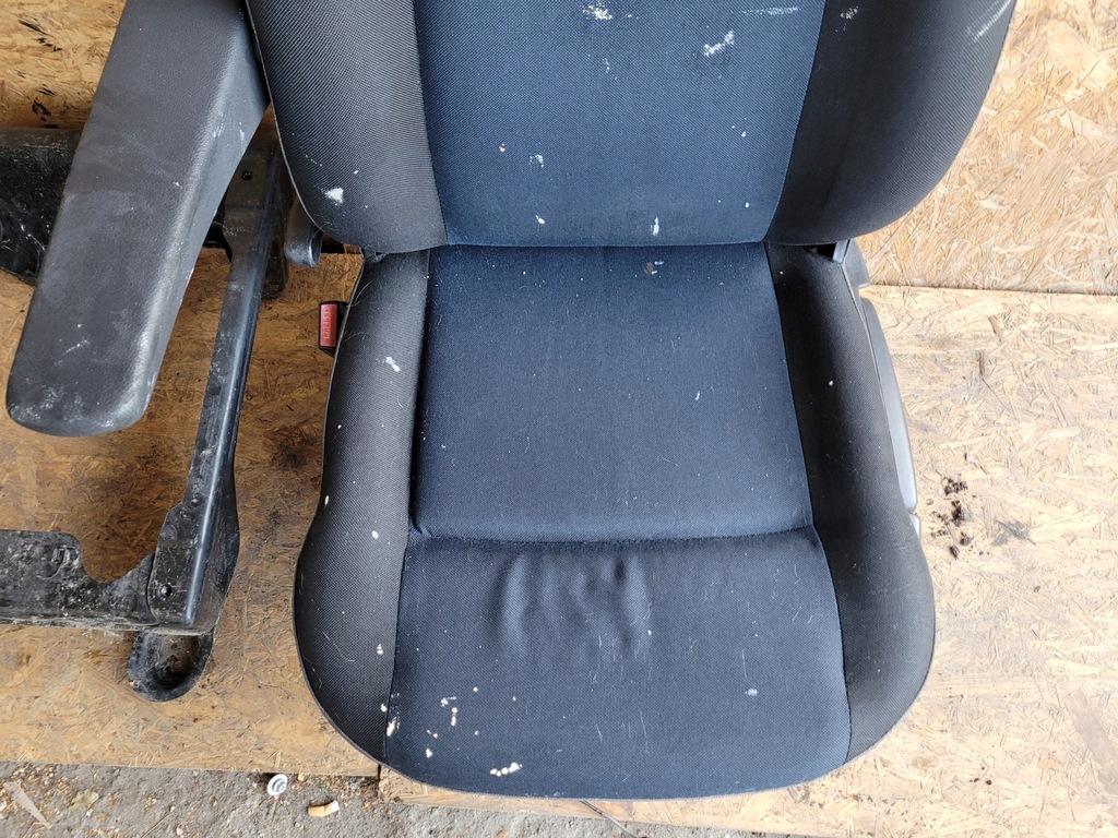 фото №5, Сидіння водія renault master iii europa