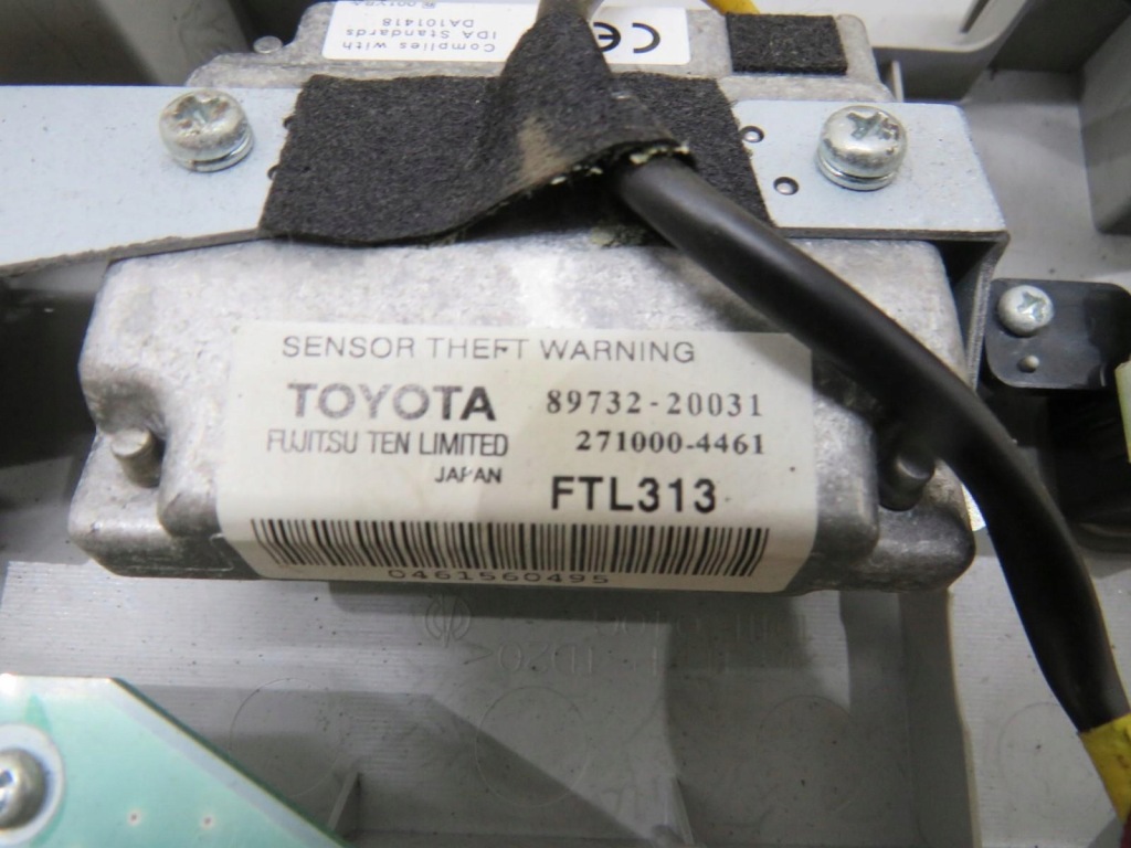 фото №4, Лампа освітлення кабіни avensis t29