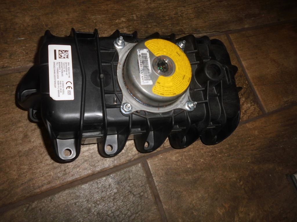 фото №7, Bmw 2 f45 f46 консоль + 2 x подушка безопасности + 2 x pas