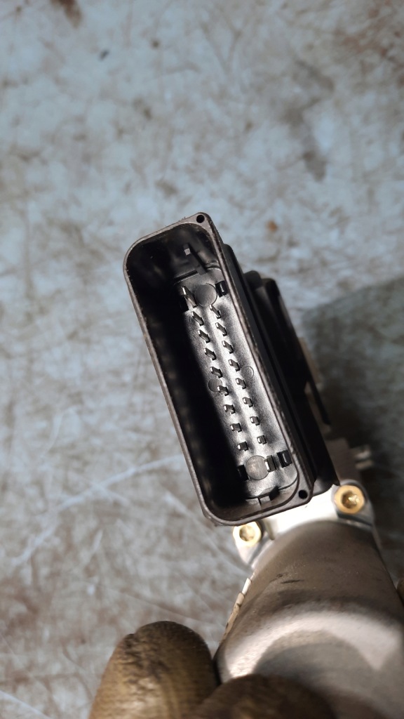 фото №5, Моторчик стекло левый задняя volkswagen golf iv 00r