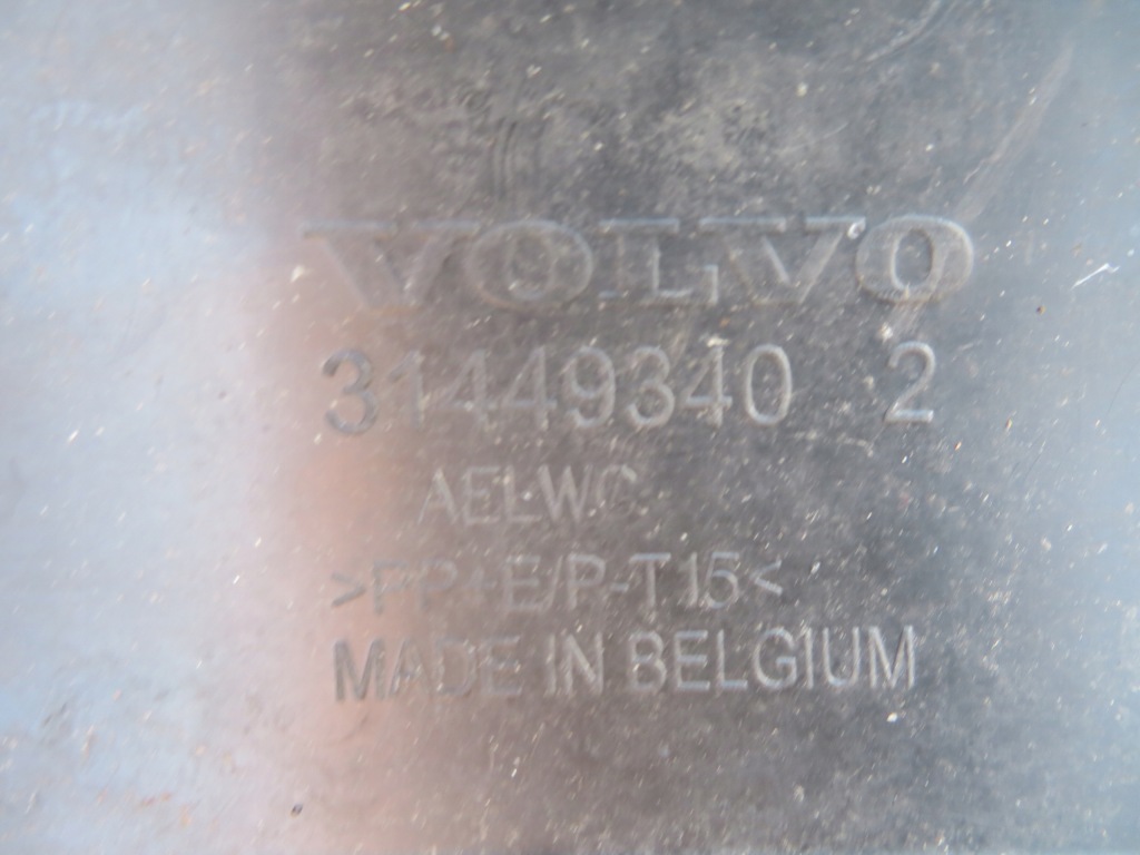 фото №13, Спойлер накладка бампера перед volvo xc40 18-