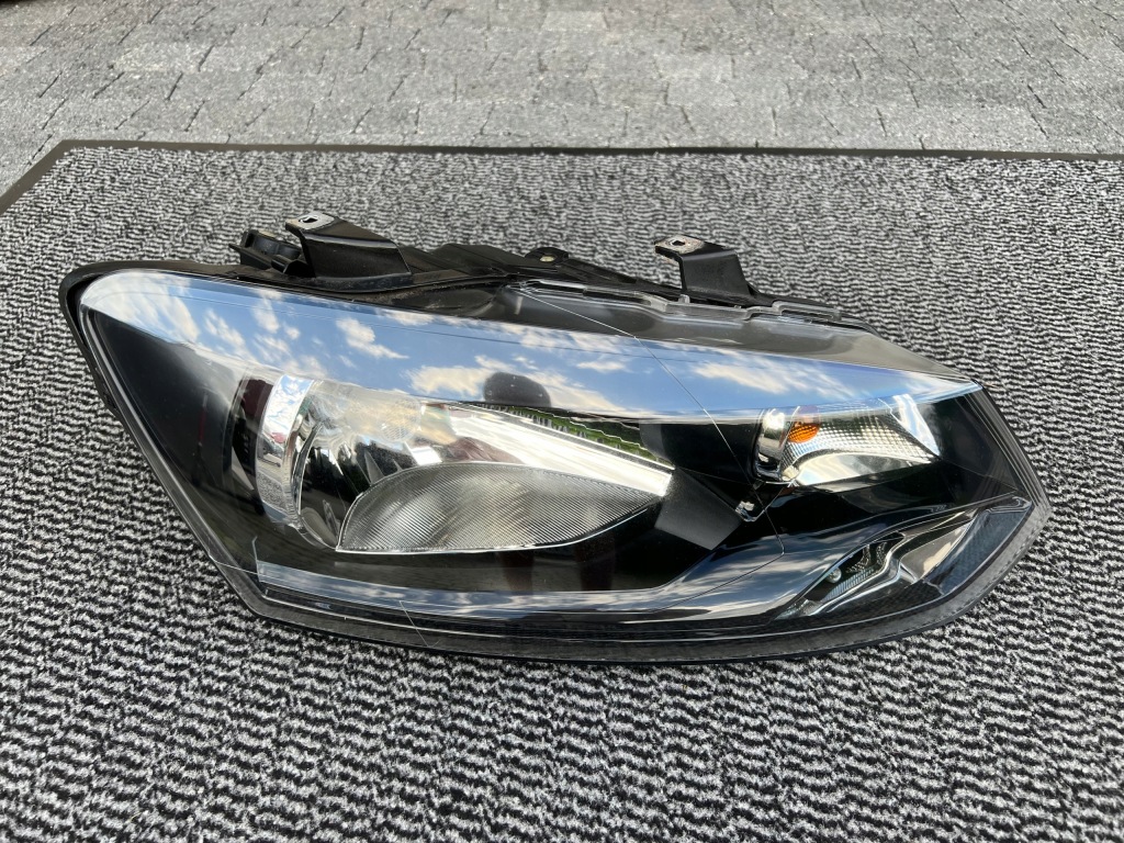 фото №1, Лампа правая фара правый vw polo 6r 6r1941016e