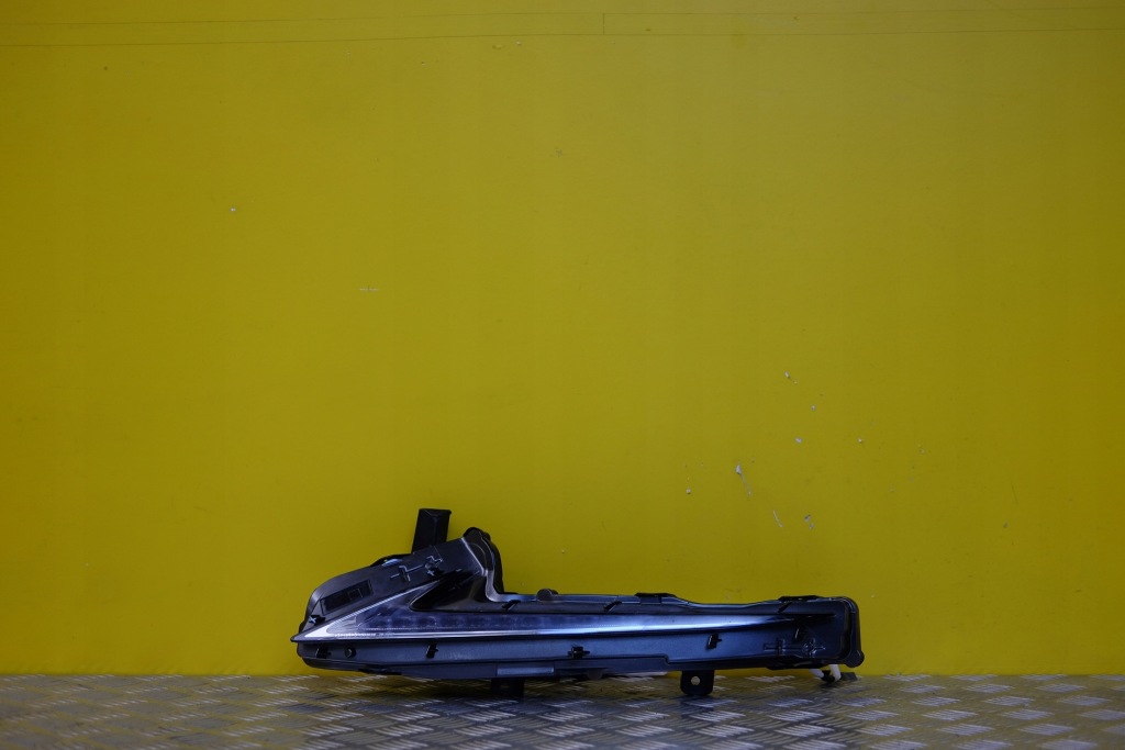 Купити Lexus is250 фара led drl ліва