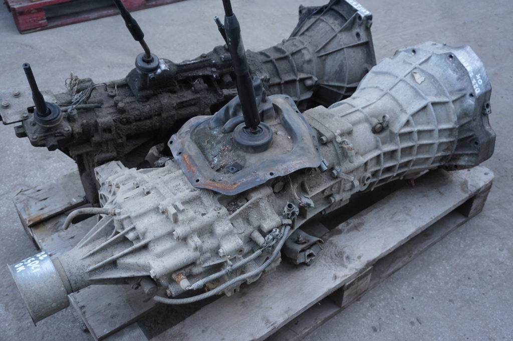 Nissan navara d22 редуктор коробки передач manualej 2,5 dci yd25 00-05r Недорого