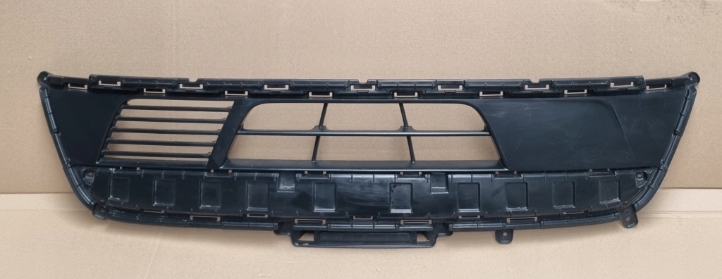 фото №1, Решётка бампера kia sorento 2016- 86522-c6210