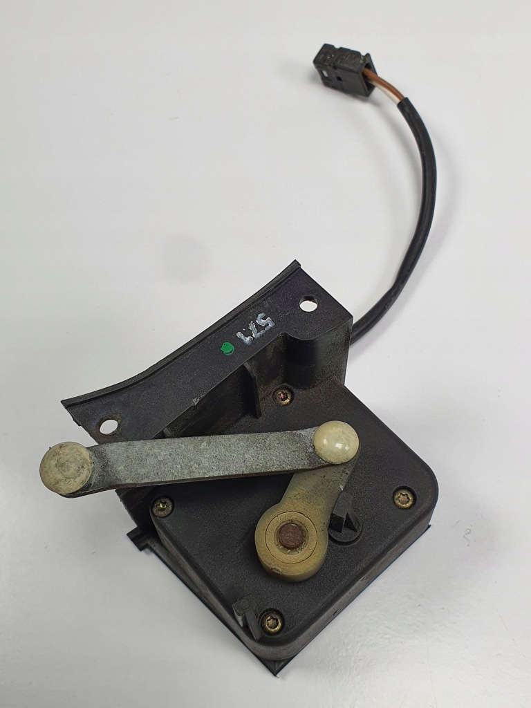 фото №1, Моторчик отопителя mercedes w140 0132801021