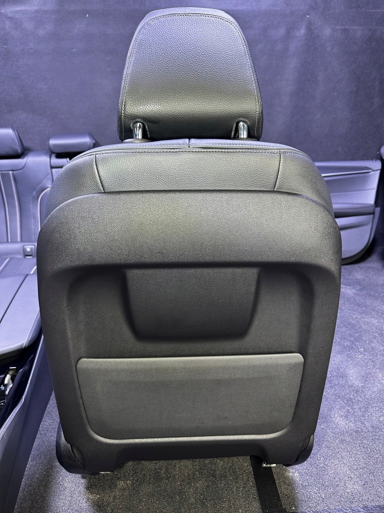 фото №15, Bmw g30 lci m-pakiet сиденья середина заднее сиденье салон кожа lcfk dakota czarna