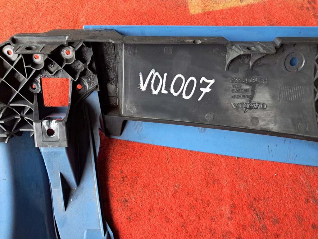 фото №6, Корпус лампи панель фари правий бампер з poszyciem volvo fh4