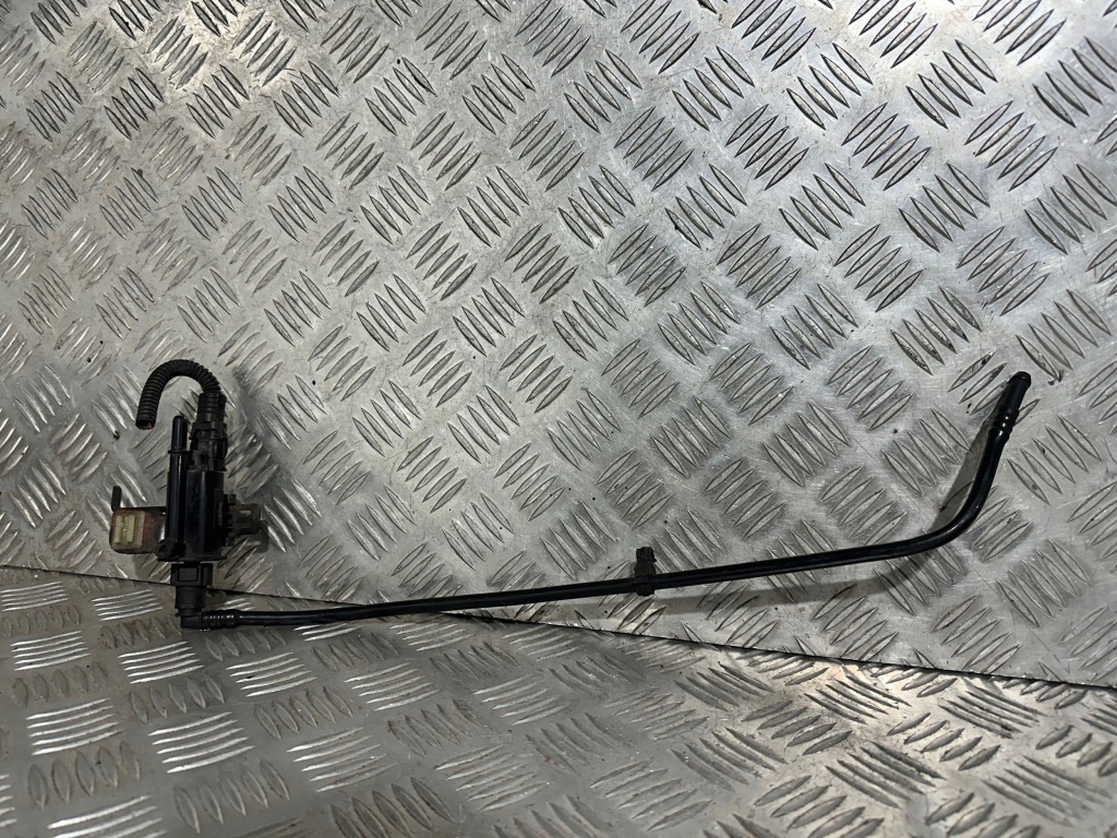 Купити Mini cooper r50 1.6 16v клапан вакууму 1997278