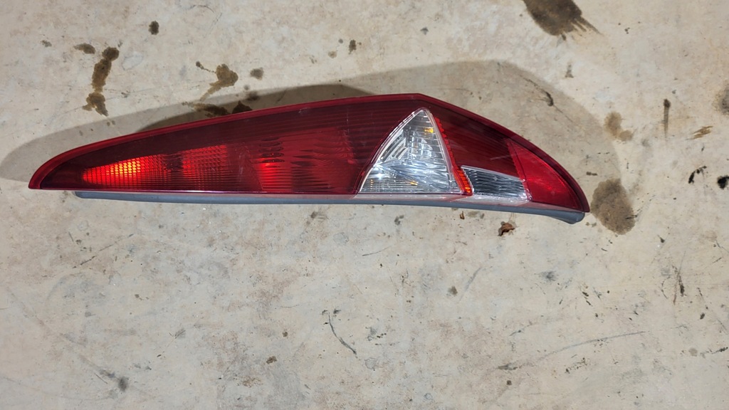 фото №1, Лампа правий задня fiat punto ii 2 3d 03-