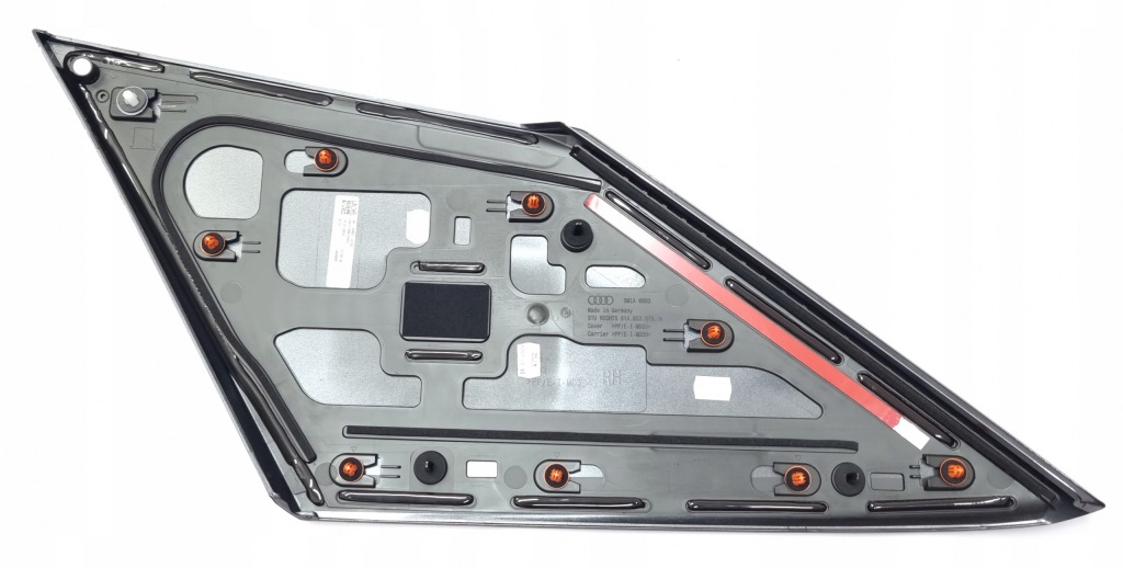 Захист стійка права audi q2 81a 81a853378a lz7s Недорого