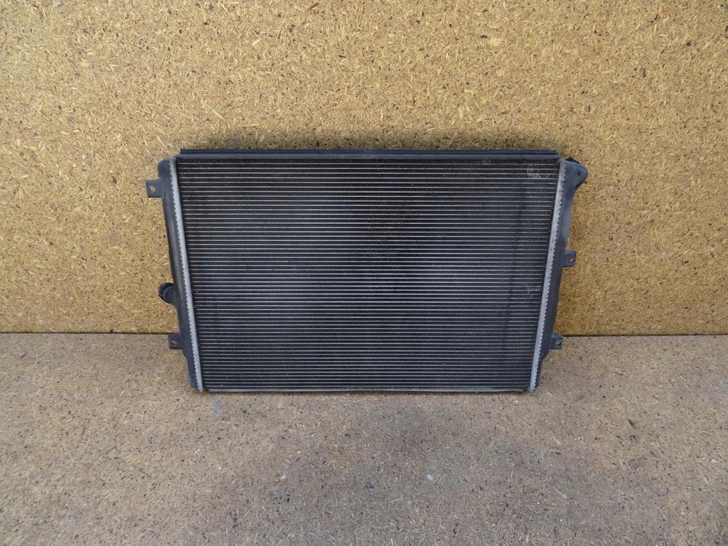 фото №15, Golf v audi a3 8p tt 8j leon ii 2.0 tfsi радиатор wody 1k0121251ab