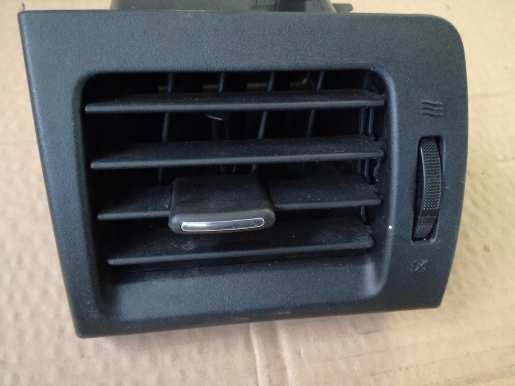 фото №1, Subaru xv 2011 - 2016 rok решітка обдув ліва