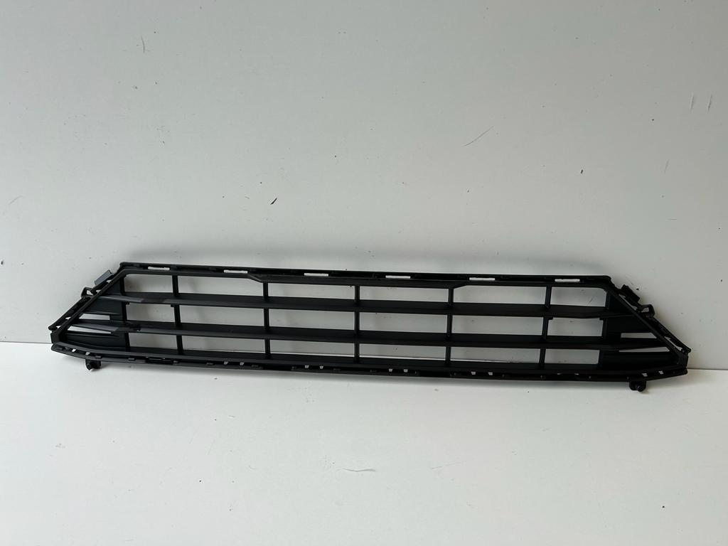 фото №1, Volvo xc60 ii решітка бампера 32296070 оригінал