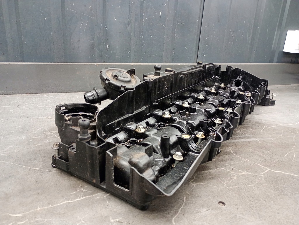 фото №9, 152658 крышка клапанов bmw x5 f16 3.0 d