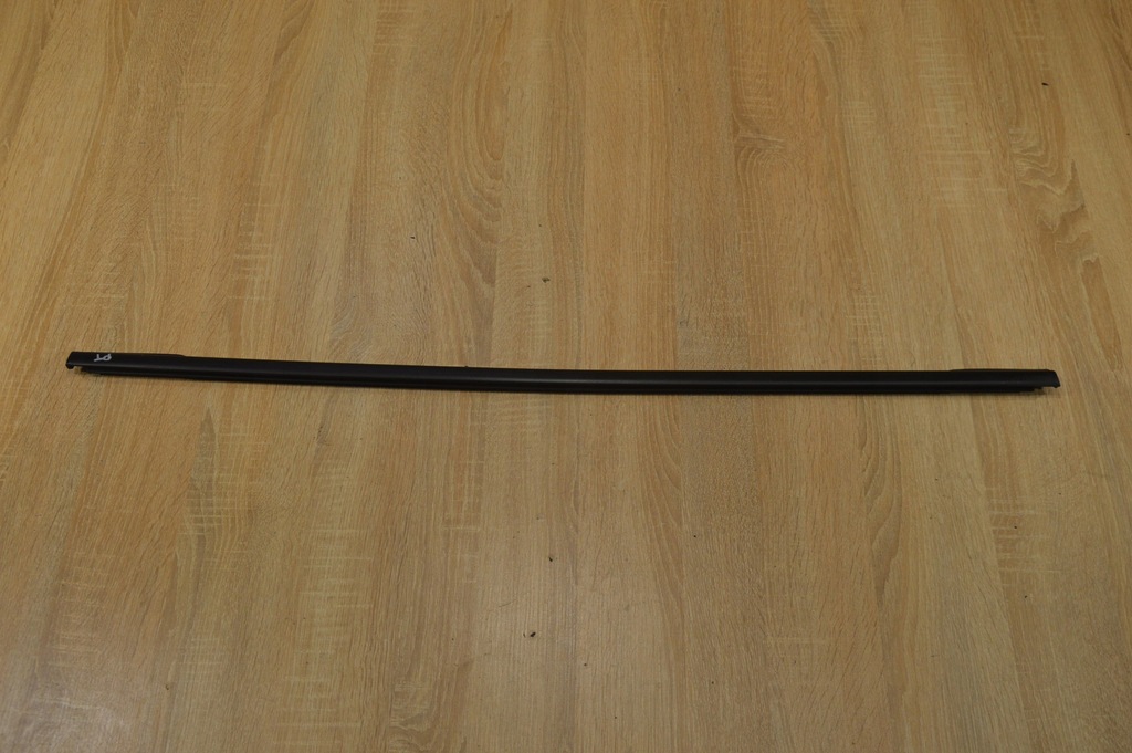 фото №1, Молдинг уплотнитель дверь правый задняя orlando czarna