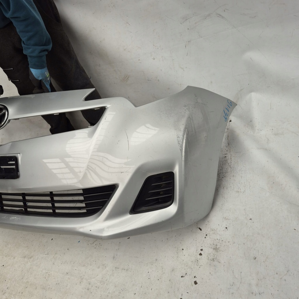 Toyota verso s 10- бампер перед передній решітка 52119-52690 Оригінал