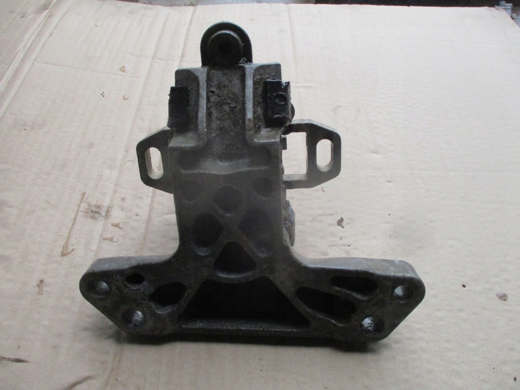 фото №6, Кронштейн подушка двигателя citroen c5 iii 1.6hdi