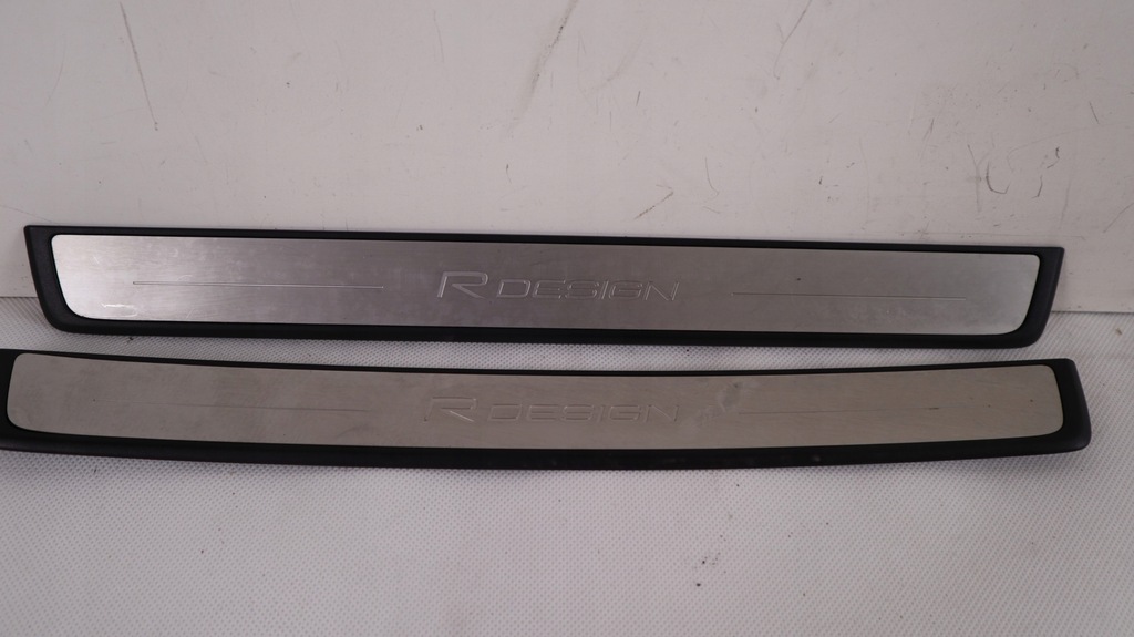 фото №4, Volvo xc40 молдинг накладки поріг r-design 31484196