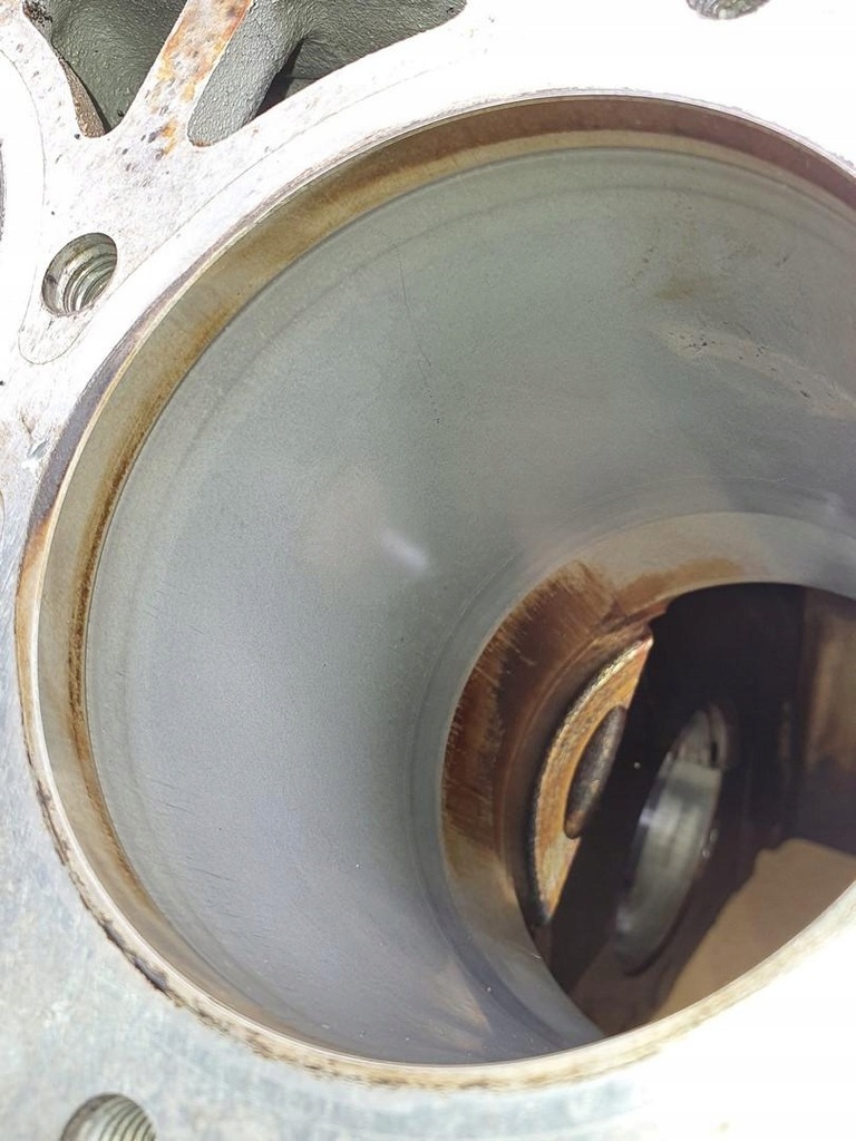 фото №12, Блок двигателя 116963 mercedes w126 3.8 v8