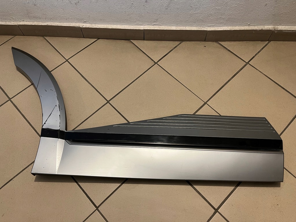 фото №1, Hyundai ioniq v 5 молдинг дверь правая задняя задняя