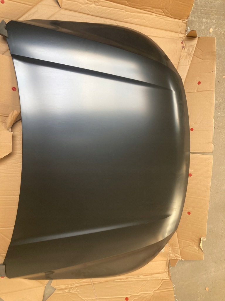 Купити Mitsubishi l200/triton v 5 2019-капот