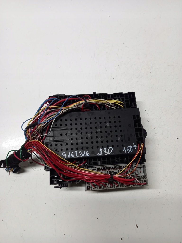 фото №1, Коробка предохранителей volvo s80 9162316