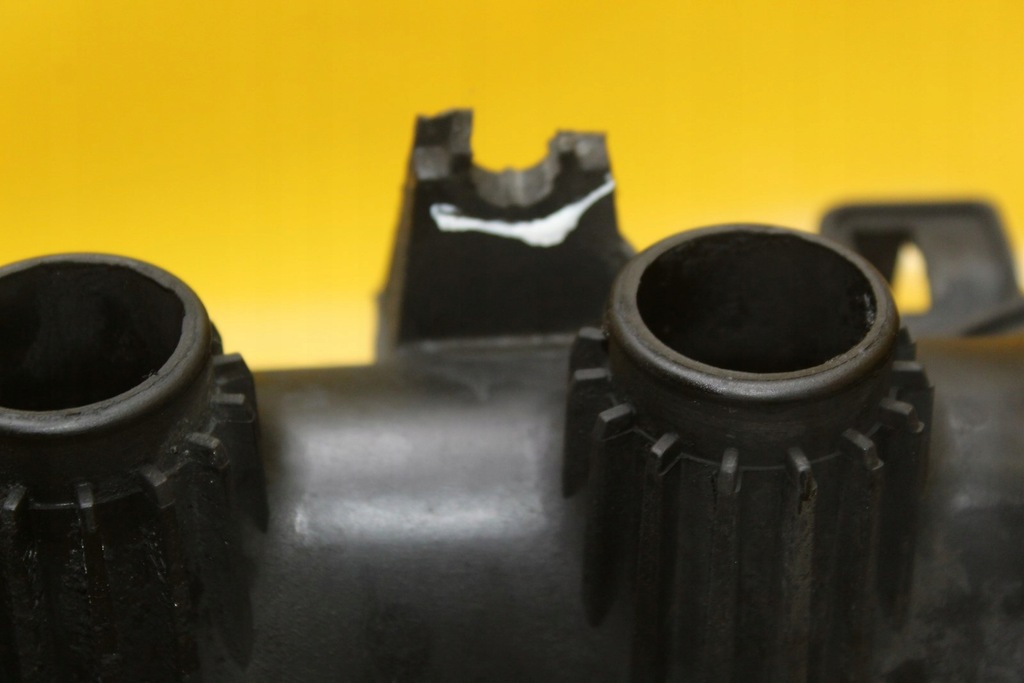 фото №10, Крышка клапанов 8hz peugeot 207 1.4 hdi