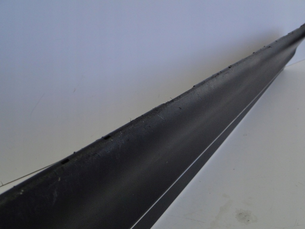 фото №9, Mercedes glb 247 x247 молдинг na двері передні ліва amg