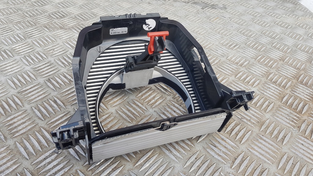 фото №8, Mercedes w203 захист регулювання керма