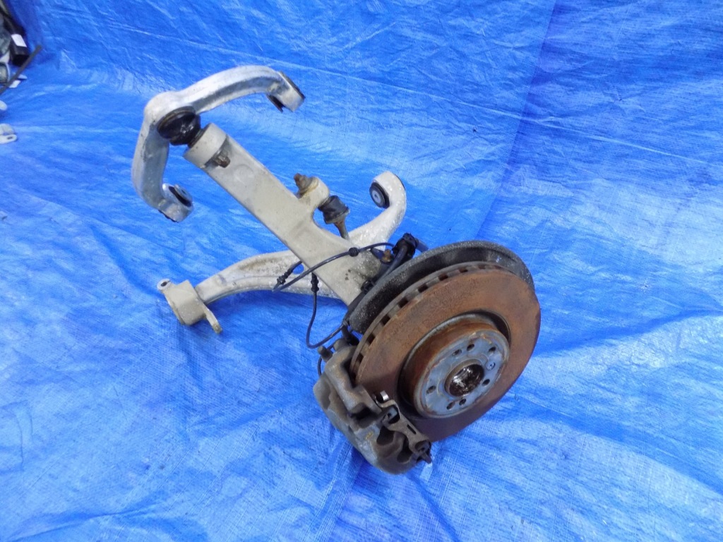 фото №1, Поворотный кулак правая рычаги mercedes ml w166 3,0cd 350