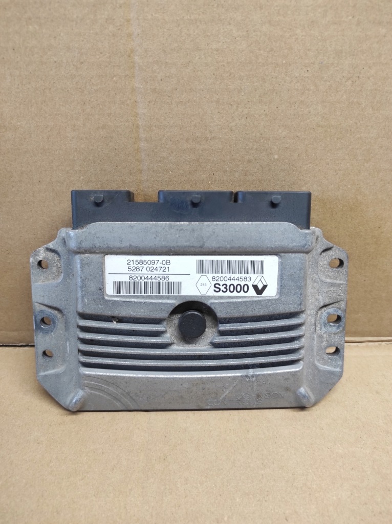 фото №1, Бортовой компьютер двигателя renault espace iv 2.0 turbo 8200444586 8200444583