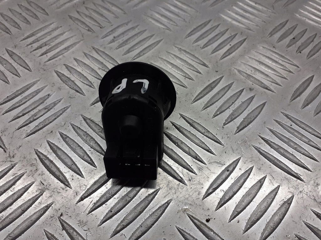 фото №3, Кнопка регулировки зеркал renault clio iii