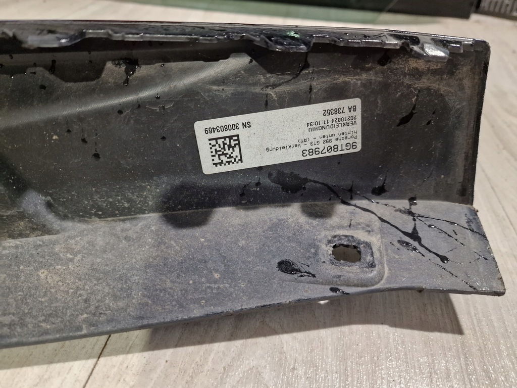 фото №13, Porsche 911 gt3 992 бампер диффузор задняя 9gt807983