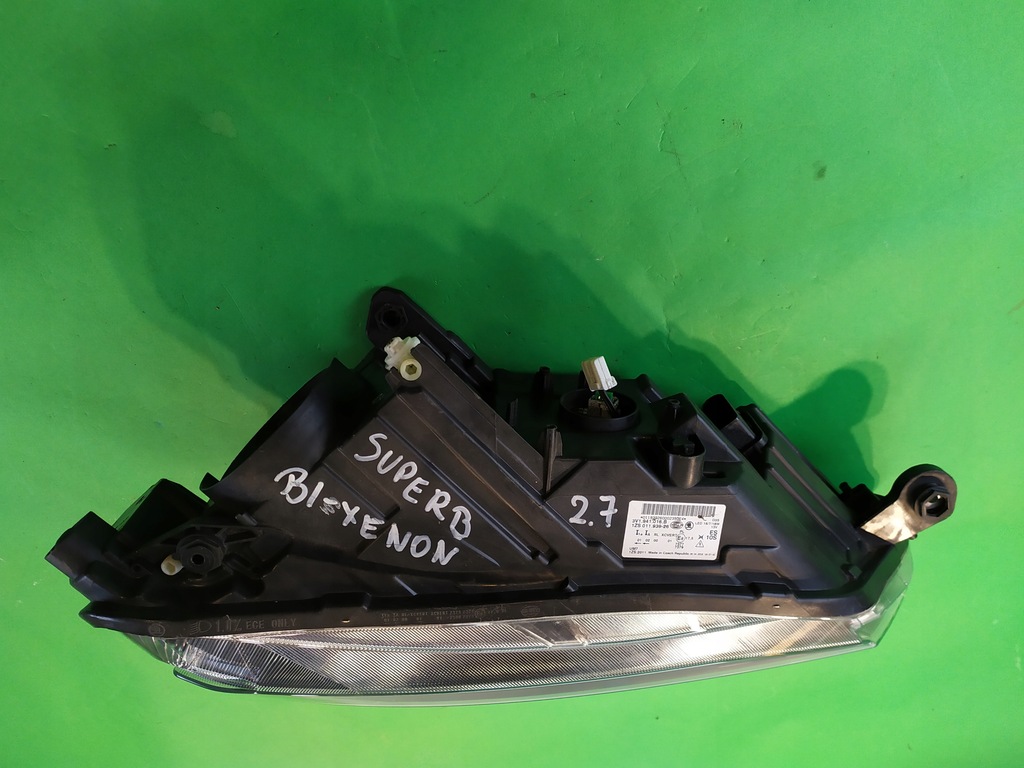 фото №11, Лампа правый перед skoda superb bi-xenon