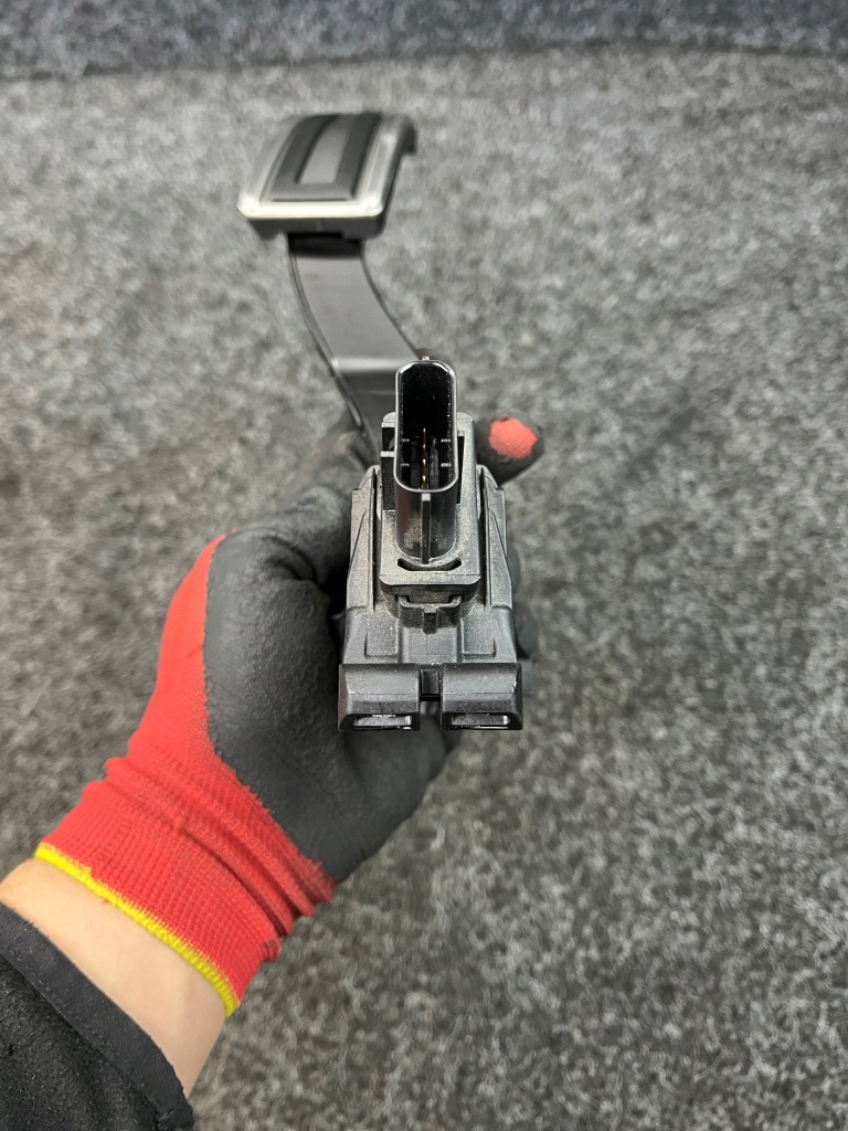 фото №8, Vw golf vii педаль potenjometr газу 5q1723503h