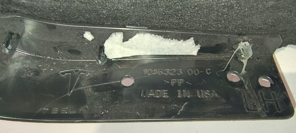 Подкрылок левая задний  tesla model s Цена