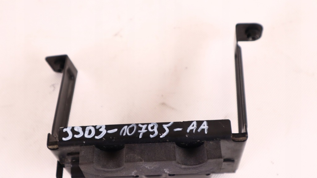 Jaguar i-pace x590 основание аккумулятор j9d3-10795-aa в Украине