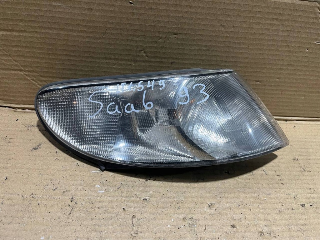 фото №1, Поворотник правый перед saab 93