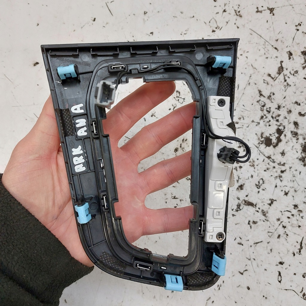 фото №7, Renault arkana 1,3tce автоматическая коробка передач рамка dekor рычаг переключения передач передач