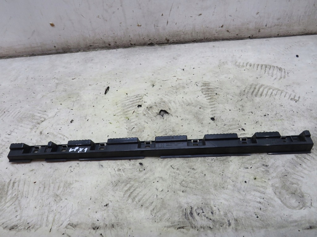 фото №1, Кронштейн накладки порога левая bmw x1 e84