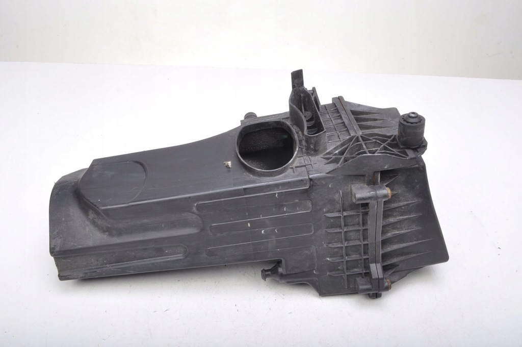 фото №1, Ford fiesta mk7 корпус фильтра воздуха