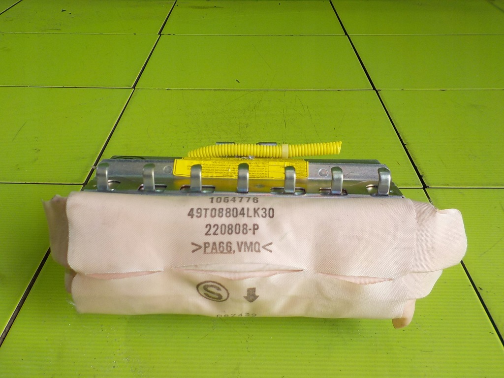 фото №1, Forester iii 08r подушка безопасности подушка пассажира 1064776