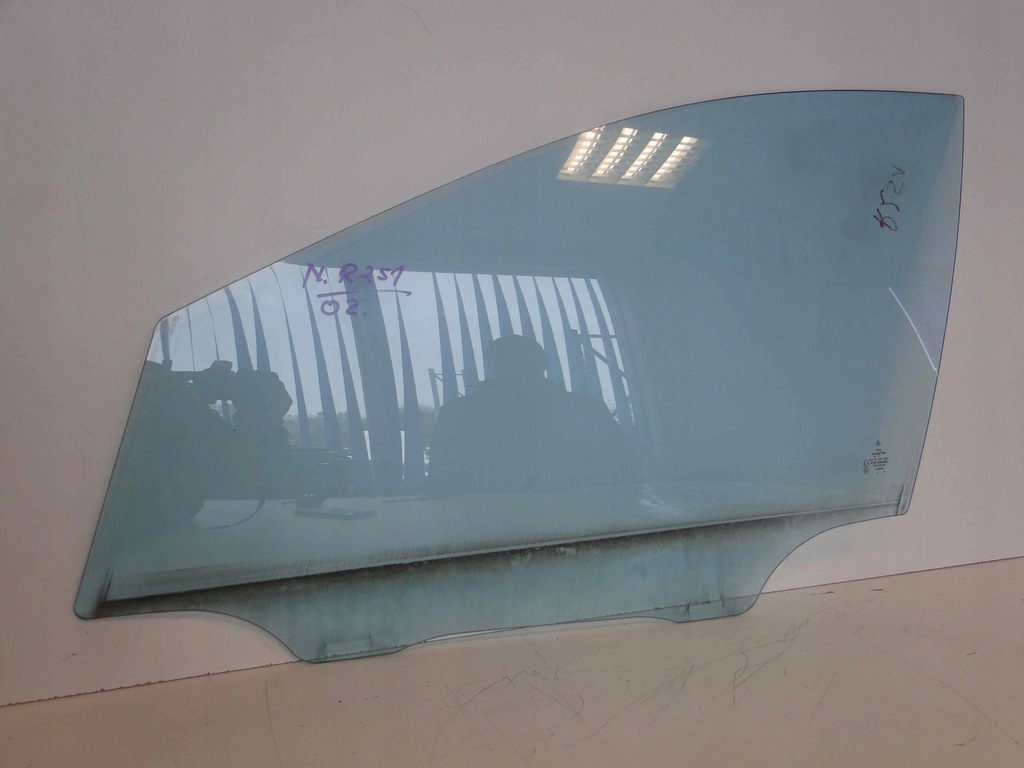 фото №3, Mercedes r w251 251 lift стекло передняя левая 2012