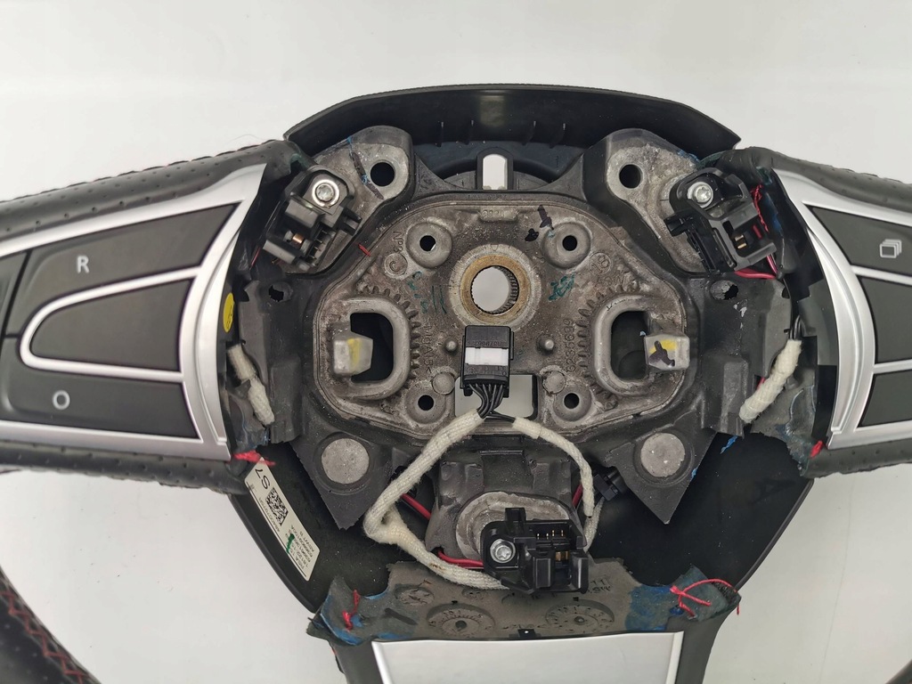 фото №9, Renault megane iv rs оригінальна повітропровід