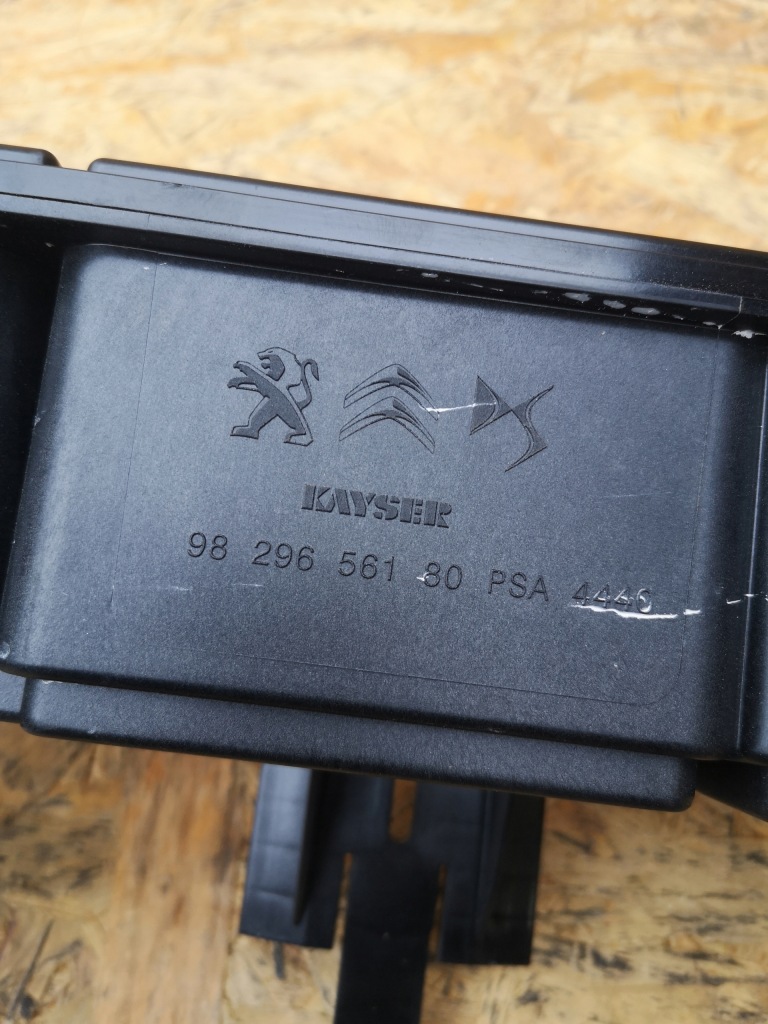 фото №5, Peugeot 208 ii фильтр угольный 9829656180 1.2 thp